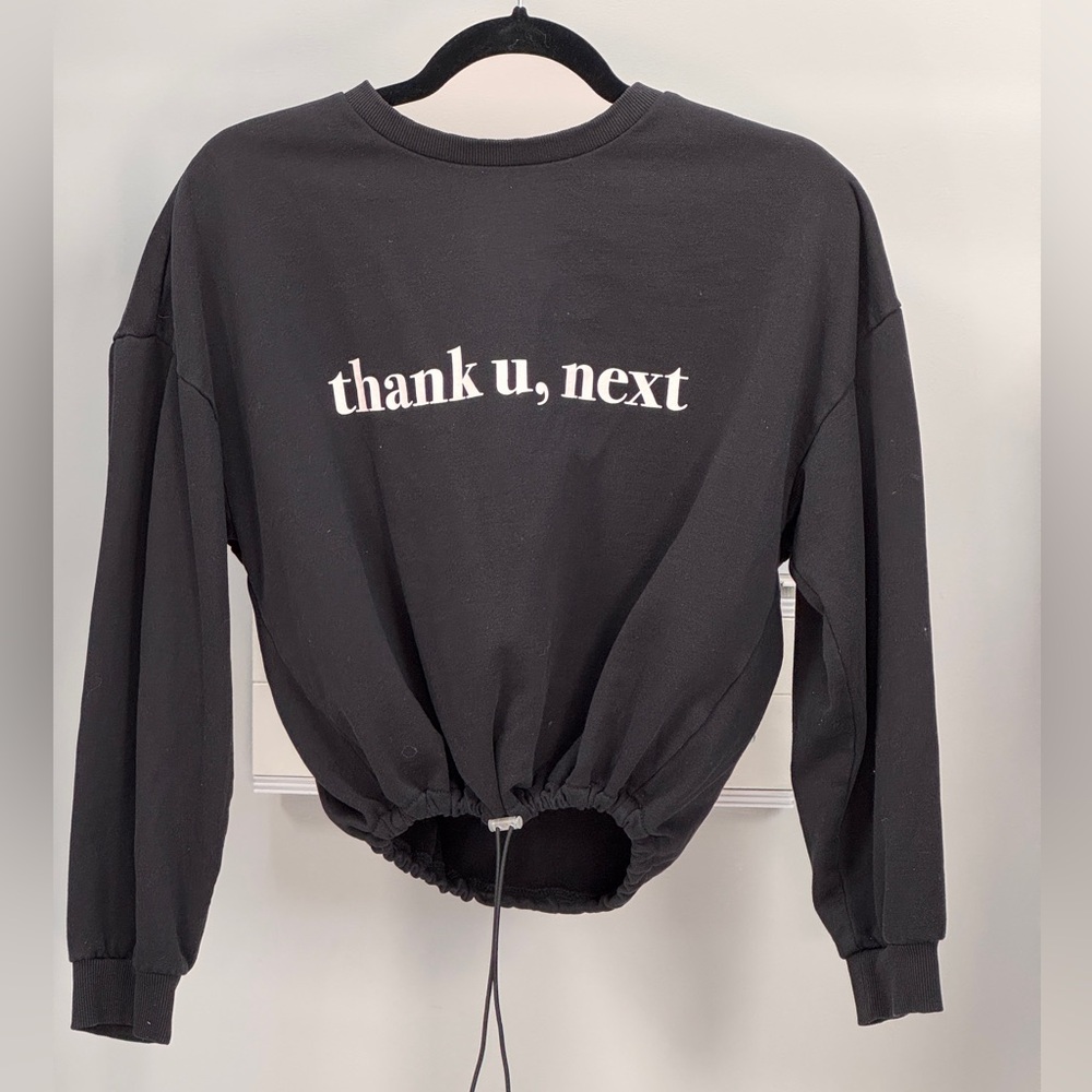 H&M Black Crop Hoodie with Long Sleeves